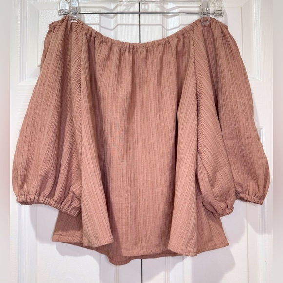 Cure Off-Shoulder puffy sleeve Blouse in Blush Pink-tan. Size Medium. EUC. - Picture 1 of 9